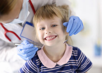 Nur jedes zweite Kind im Kreis Herzogtum Lauenburg geht zur Zahnvorsorge