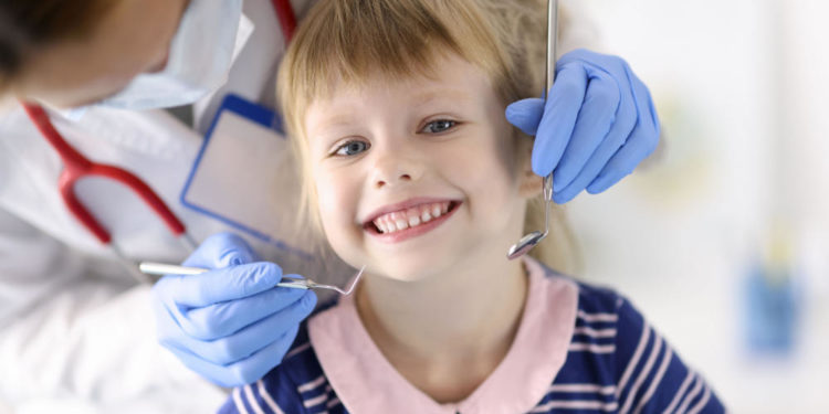 Nur jedes zweite Kind im Kreis Herzogtum Lauenburg geht zur Zahnvorsorge
