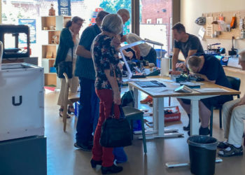 Das erste Repair-Café in Lauenburg startet mit großem Erfolg