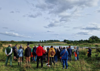 Großes Interesse an Naturführung am Mechower Weiher
