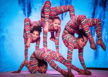 ‚JABULA AFRICA‘ – Circus der tanzenden Trommeln