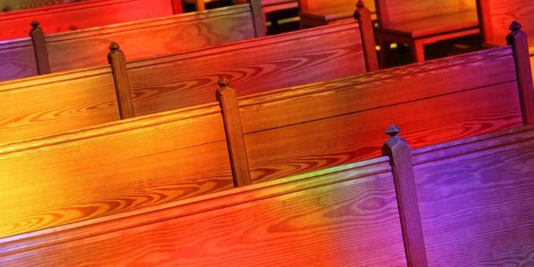 Wieder ‚Kino in der Kirche‘ in Mustin