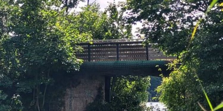 Brückennutzung am Ratzeburger Kleinbahndamm eingeschränkt