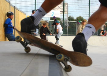 Großer Andrang bei der Eröffnung der neuen Skate-Anlage in Mölln