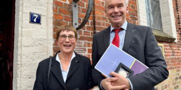 Ausgezeichnet! Bugenhagenmedaille für Brigitte Braasch und Broder Feddersen