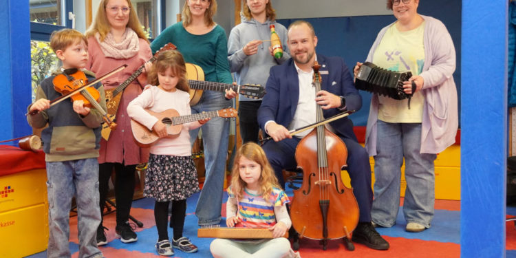 Das musiculum MOBIL bringt Klänge in die ASB-KiTa ‚Konfetti‘