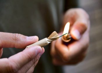 Vorsicht vor Knalltrauma durch Silvesterböller