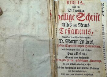 Historische Berenberg-Bibeln aus Lauenburg