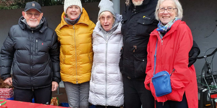 100 Geschenke verteilt – erfolgreiche Weihnachtswunschaktion!