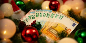 ‚Extra-Schub‘ fürs Portemonnaie gibt es vor allem für Beschäftigte mit Tarifvertrag