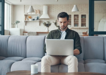 Online-Antrag auf Arbeitslosengeld bietet viele Vorteile