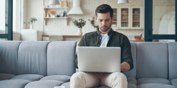 Online-Antrag auf Arbeitslosengeld bietet viele Vorteile