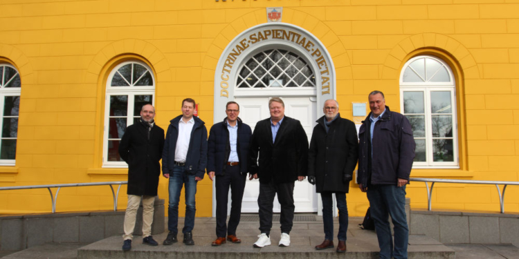 Ratzeburg auf dem Weg in die digitale Zukunft: Glasfaserausbau fast abgeschlossen