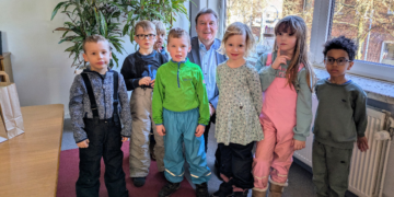 Kita-Kinder zu Besuch im Rathaus