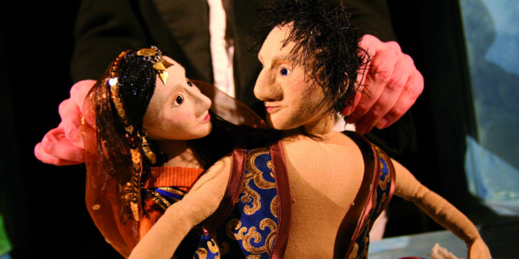 Puppentheater für Kinder: „Der König mit den Ringelsocken“