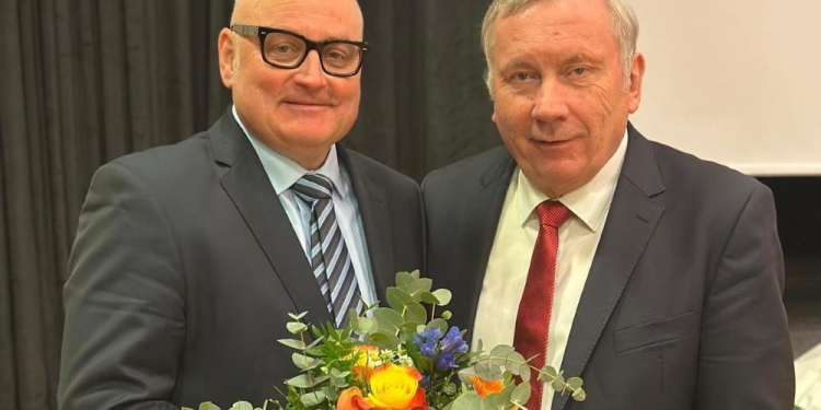 Michael Sauerland zum Kreispräsidenten gewählt