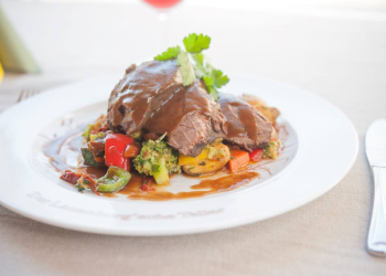 Die neuen Lauenburg’schen Teller zeigen die kreative lauenburgische Küche