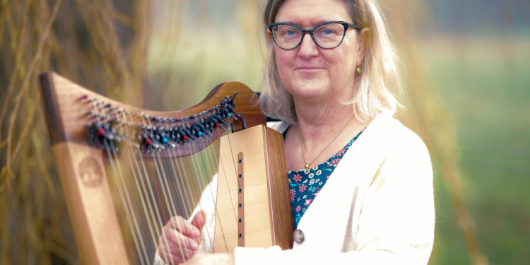 Märchen und Harfenklänge in Anker
