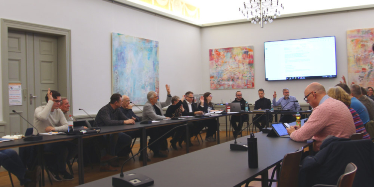 Ratzeburg: 10-Punkte Aktionsplan gegen Rassismus und Diskriminierung