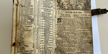 Drei Berenberg-Bibeln für das Kirchenkreisarchiv