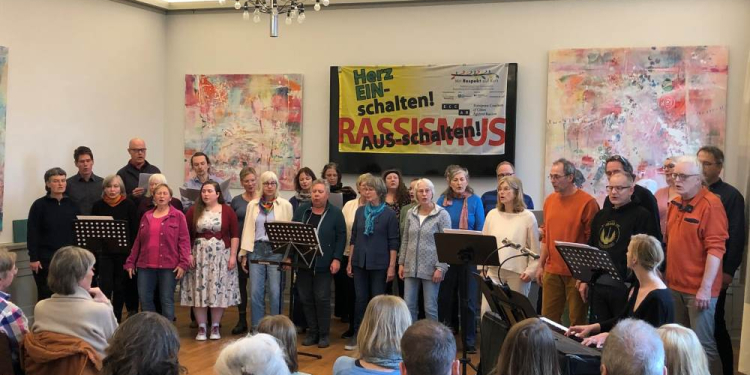 Chorkonzert sendet starke Botschaft gegen Rassismus