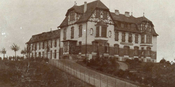 Gebäude erzählen die Geschichte der Stadt