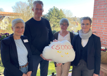 Spendenübergabe des Regionalboards Ratzeburg an die TagesINSEL