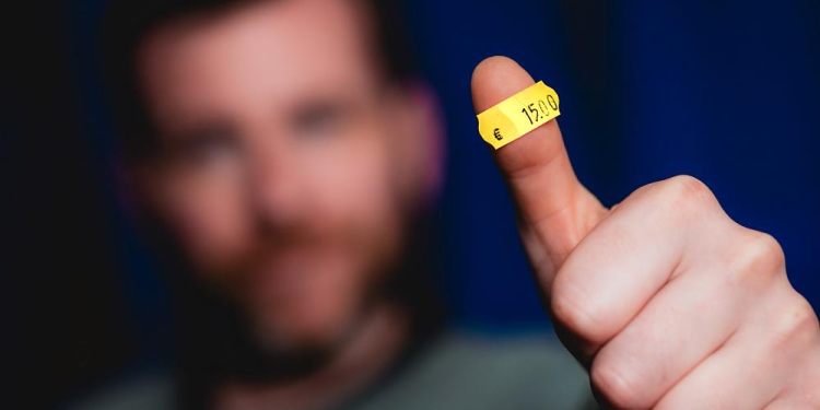 15 Euro Mindestlohn: 14.200 Menschen würden profitieren