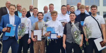 Freisprechung der Tischlerauszubildenden im Herzogtum Lauenburg – Feierlicher Abschluss am BBZ Mölln