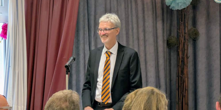 Waldschule verabschiedet ihren langjährigen Schulleiter Michael Scherm