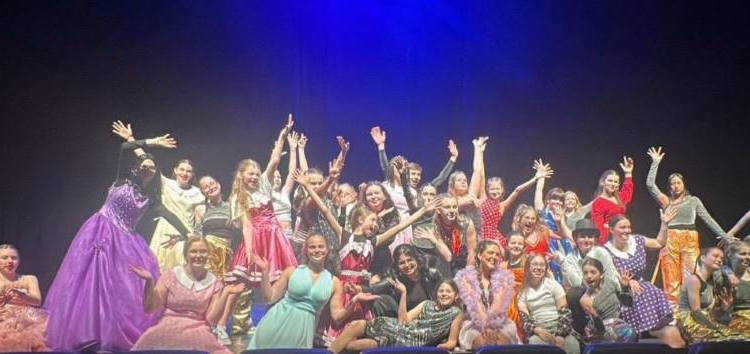 Schülerinnen und Schüler der Geesthachter ANS traten im Theater auf