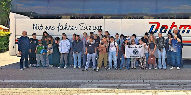 Fahrt des Kiwanis Club Ratzeburg mit Kindern zu den Karl-May-Festspielen