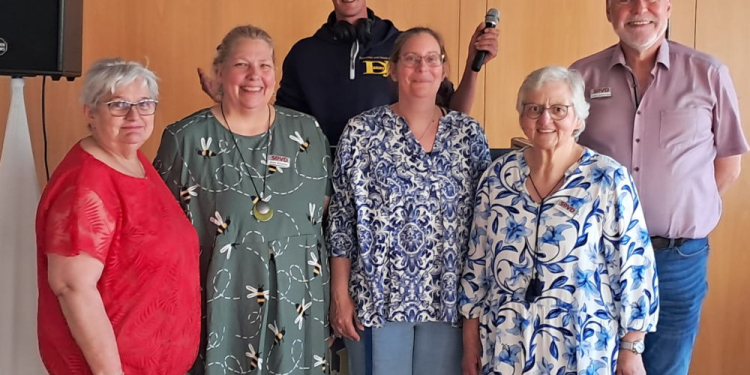 Tanztee im Ratzeburger Petriforum: Ein voller Erfolg für Jung und Alt