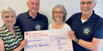 Lions Club überreicht Spende an TagesINSEL