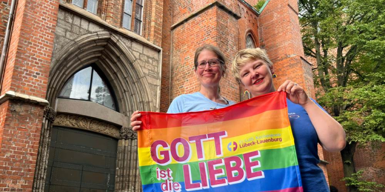 #NieWiederStill: Evangelische Kirche beim CSD 2025