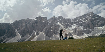  Filmclub Dokumentation: ‚Elevated Art – Wer Kunst auf Berge stellt‘