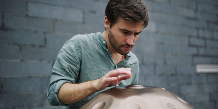 Konzert mit Lorenz Schmidt: Die Handpan entdecken