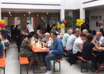 Sommergrillfest in der Gemeinschaftsunterkunft Mölln
