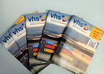 VHS-Programmheft Herbst/Winter 2025 liegt aus