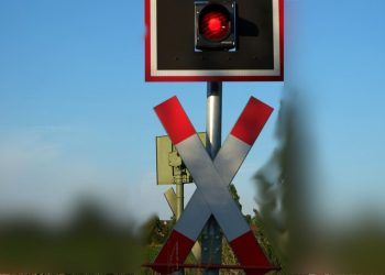 Güster: Kurzfristige Vollsperrung Bahnübergang Hornbeker Straße