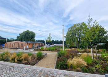 Neuer Stadtseeanleger in Mölln: Steganlage für die Öffentlichkeit freigegeben