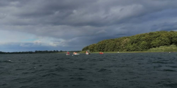 Rettungseinsatz der DLRG  auf der Höhe von Groß Sarau. Foto: DLRG Ratzeburg, hfr
