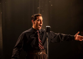 Eulenspiegelkino im Augustinum: ‚Der Salzpfad‘ und ‚Monsieur Aznavour‘