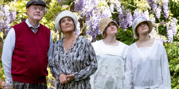 Theaterstück ‚Die Villa‘ mit über 500 Besuchern erfolgreich