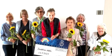 Bastelgruppe des Heiliggeist-Zentrums unterstützt Hilfe für krebskranke Kinder