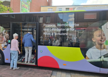 Lernbus des HVV machte in Geesthacht Station