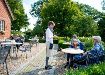 Priesterkate: Café öffnet im September