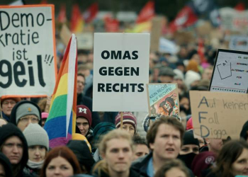  Im Kino: ‚Kein Land für Niemand – Abschottung eines Einwanderungslandes‘