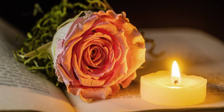 Gedenkveranstaltung zum 33. Jahrestag der Brandanschläge von 1992 in Mölln