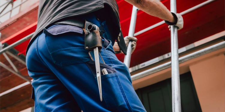 Arbeit in luftiger Höhe: 108 Gerüstbauer im Herzogtum